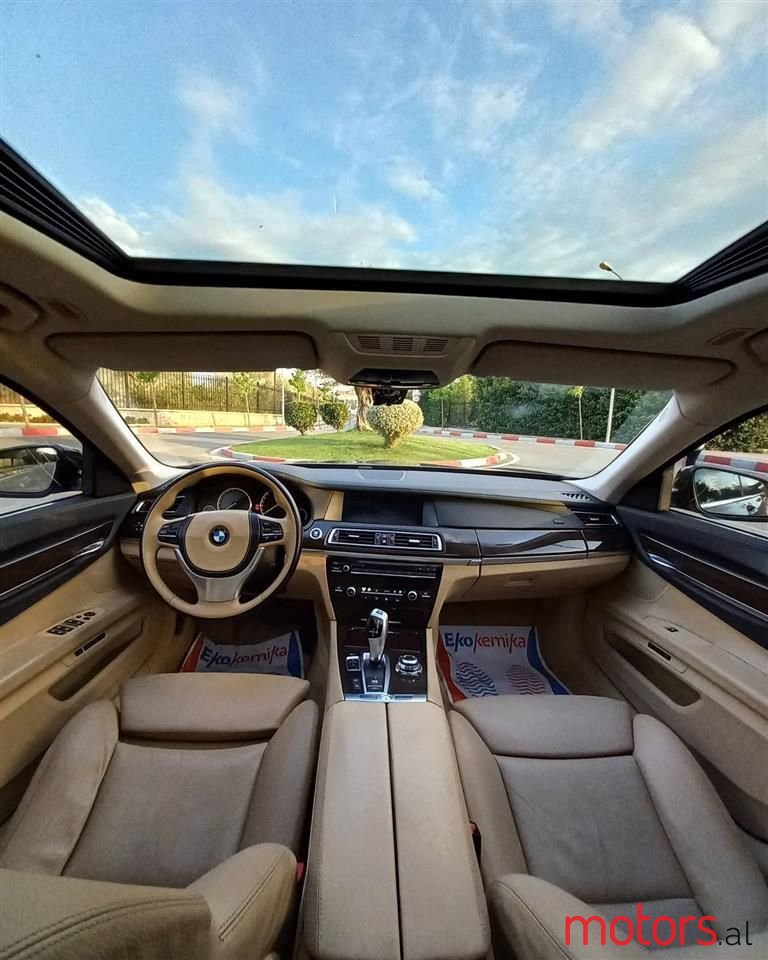 2010' BMW 740 photo #4