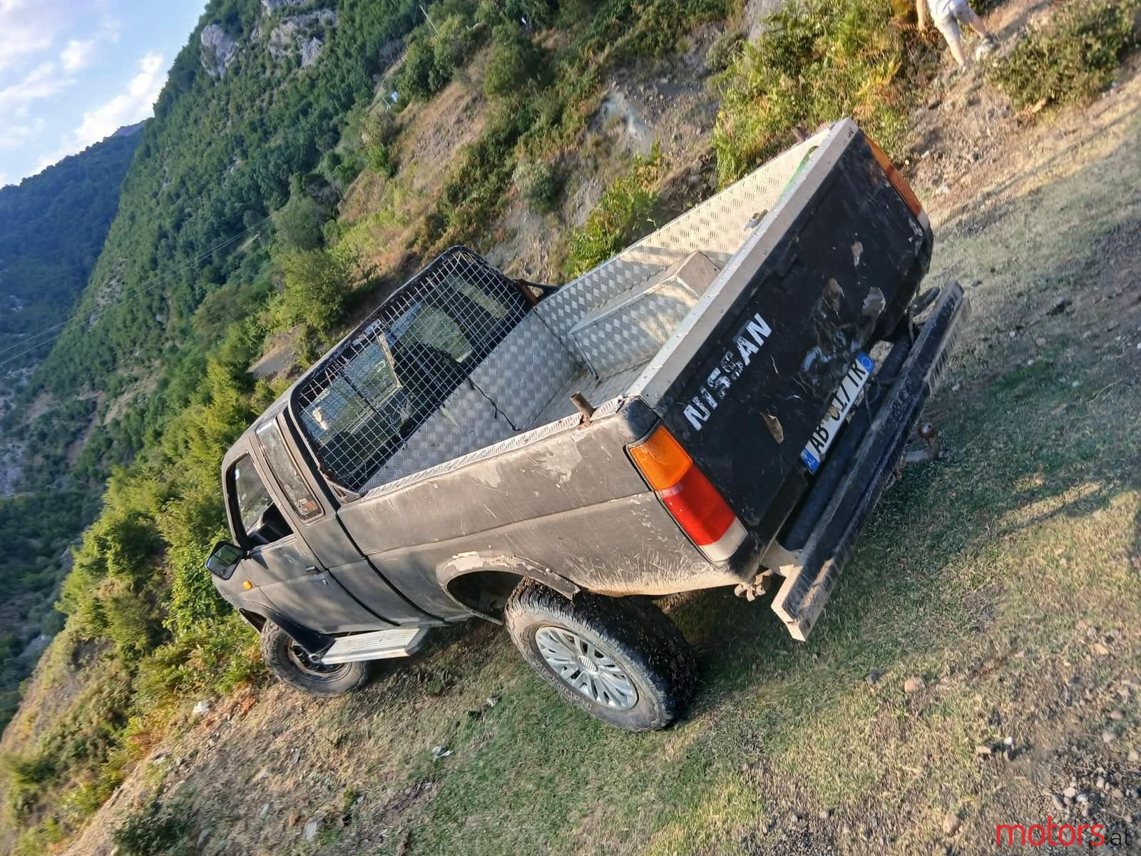 1994' Nissan King Cab photo #4