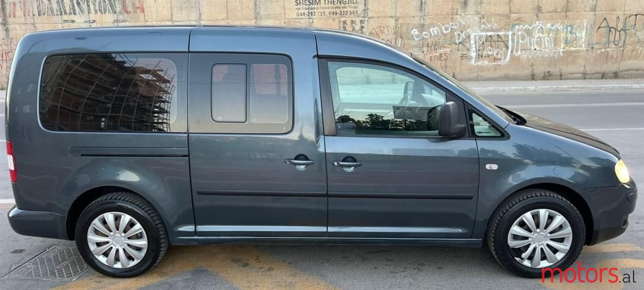 2010' Volkswagen Caddy photo #3