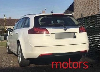 2010' Opel Insignia photo #4