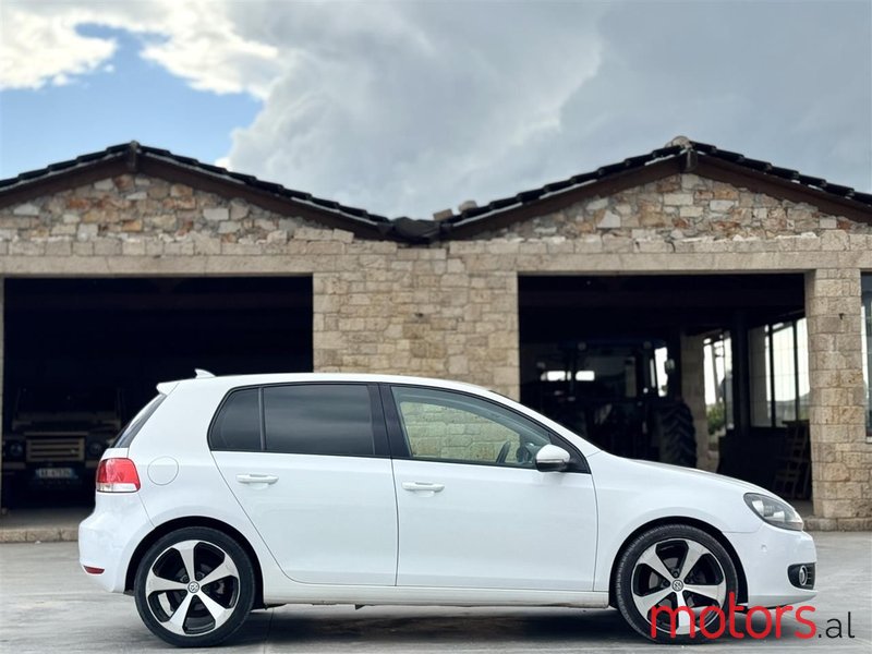 2013' Volkswagen Golf photo #4