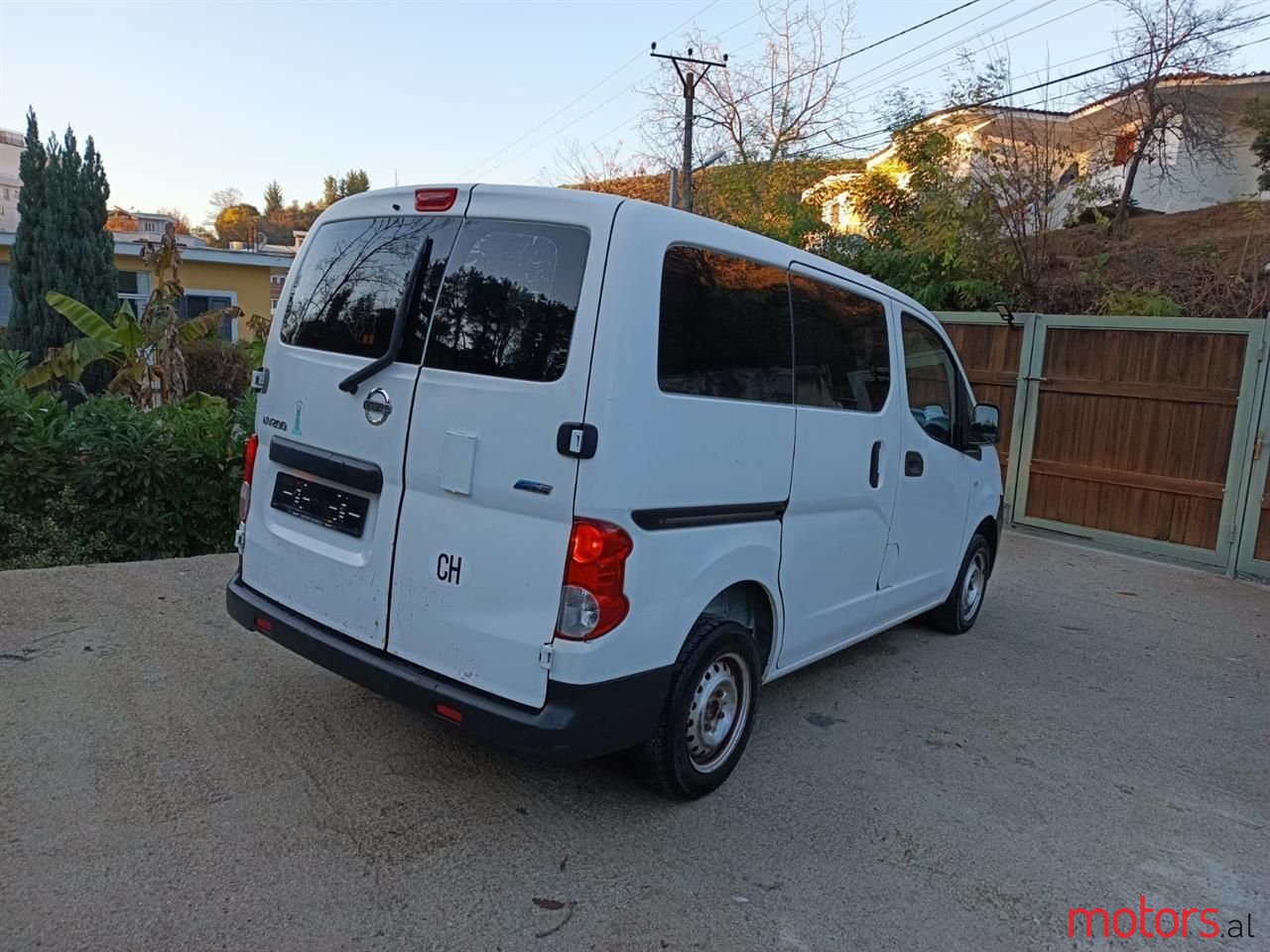2010' Nissan NV200 photo #4