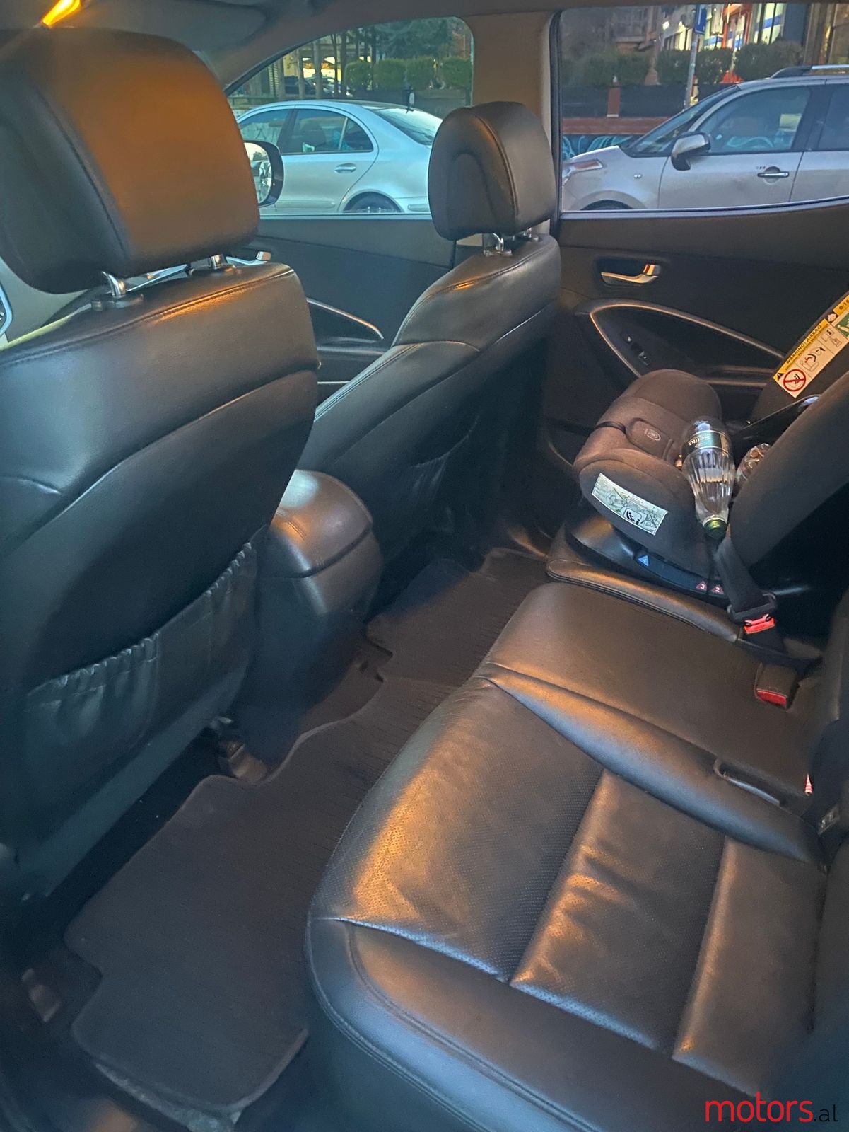 2013' Hyundai Santa Fe photo #3