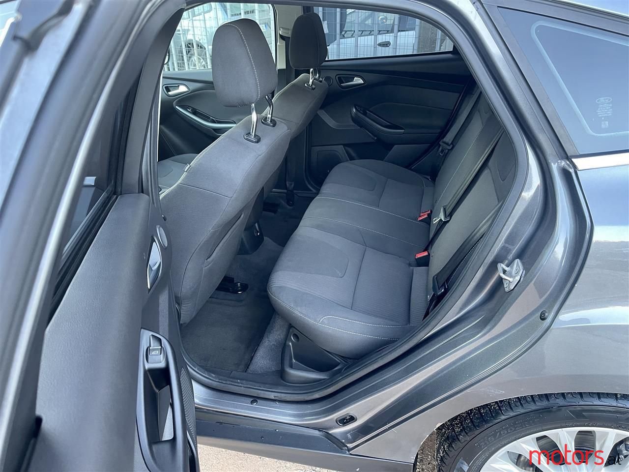 2013' Ford Focus photo #6