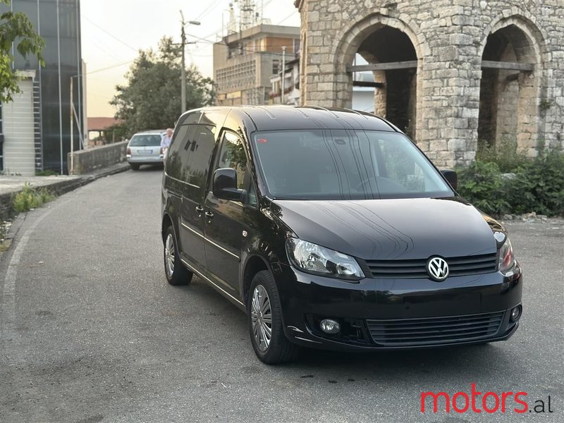 2015' Volkswagen Caddy photo #1