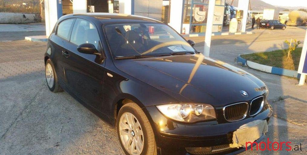 2009' BMW 120 photo #1