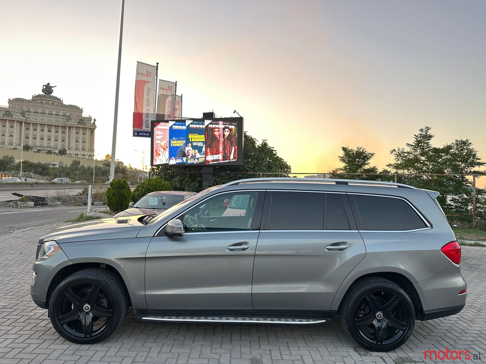 2015' Mercedes-Benz GL 350 photo #4