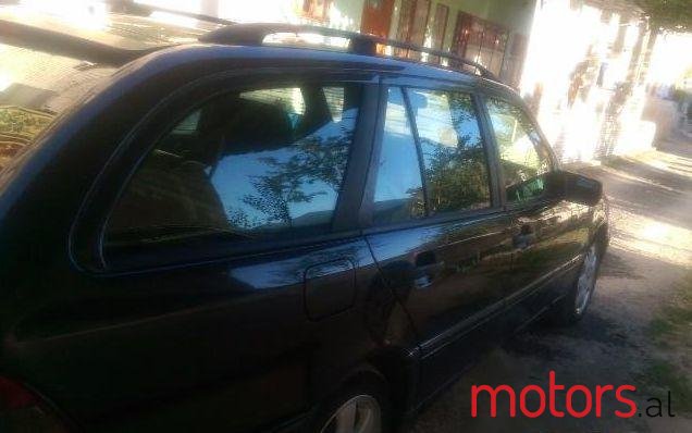 2000' Mercedes-Benz C-Class photo #1