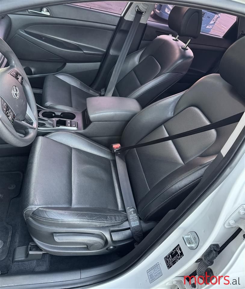 2015' Hyundai Tucson photo #5