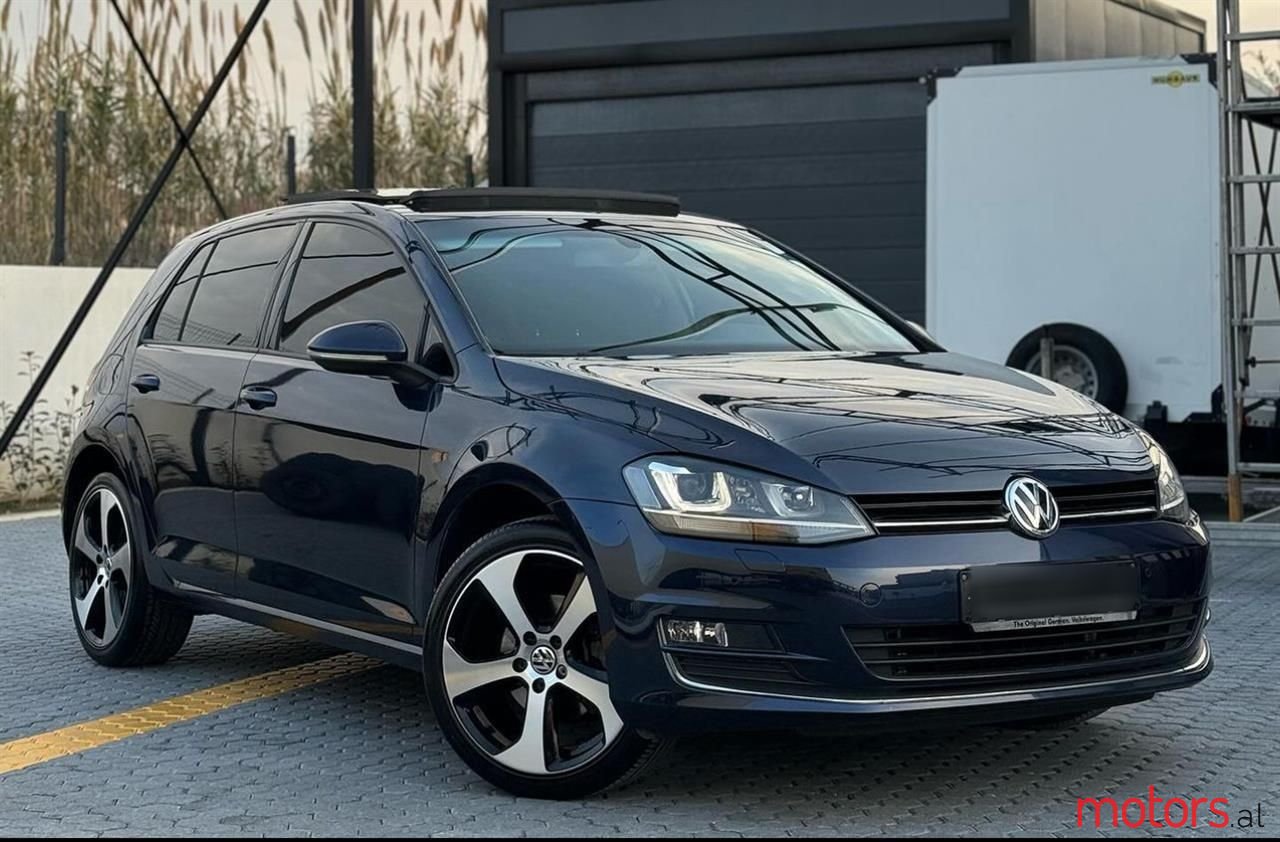 2015' Volkswagen Golf photo #1