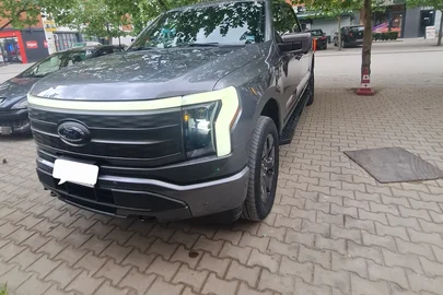 2023' Ford Club Wagon Elektrik