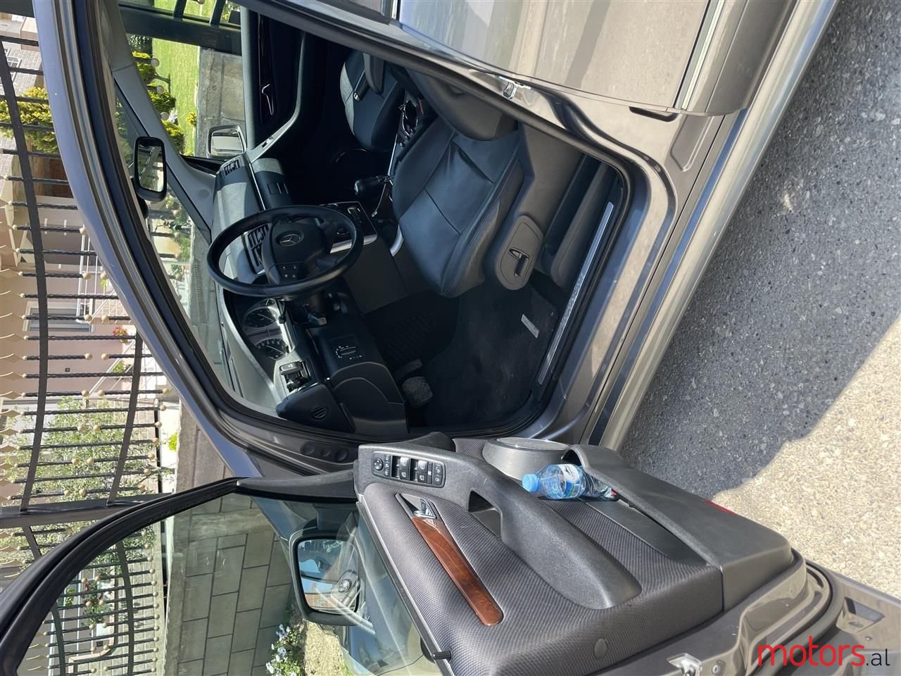 2009' Mercedes-Benz 200 photo #5