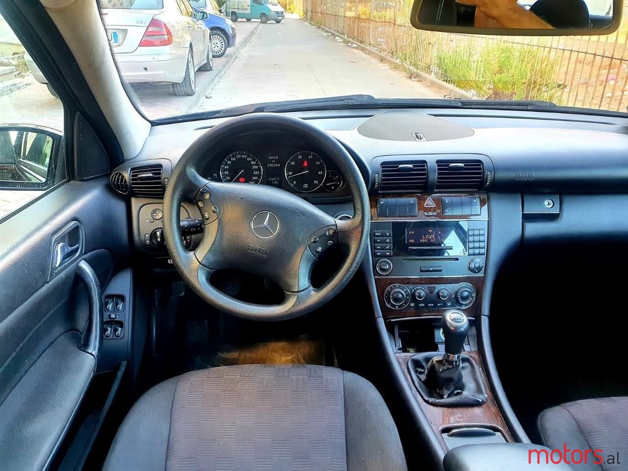 2005' Mercedes-Benz C 180 photo #6