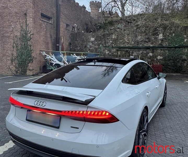 2019' Audi A7 photo #2