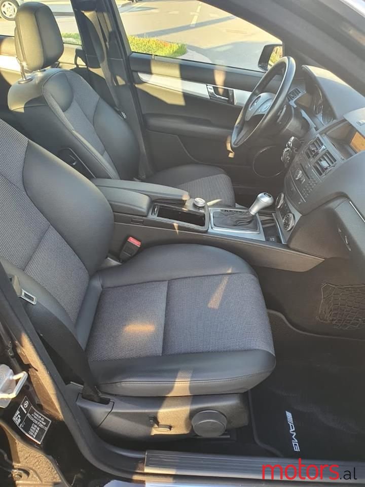 2009' Mercedes-Benz C 220 photo #5