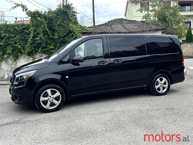 2018' Mercedes-Benz V 200 photo #5