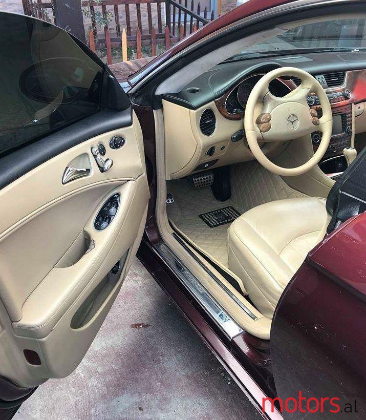 2006' Mercedes-Benz CLS 320 photo #1