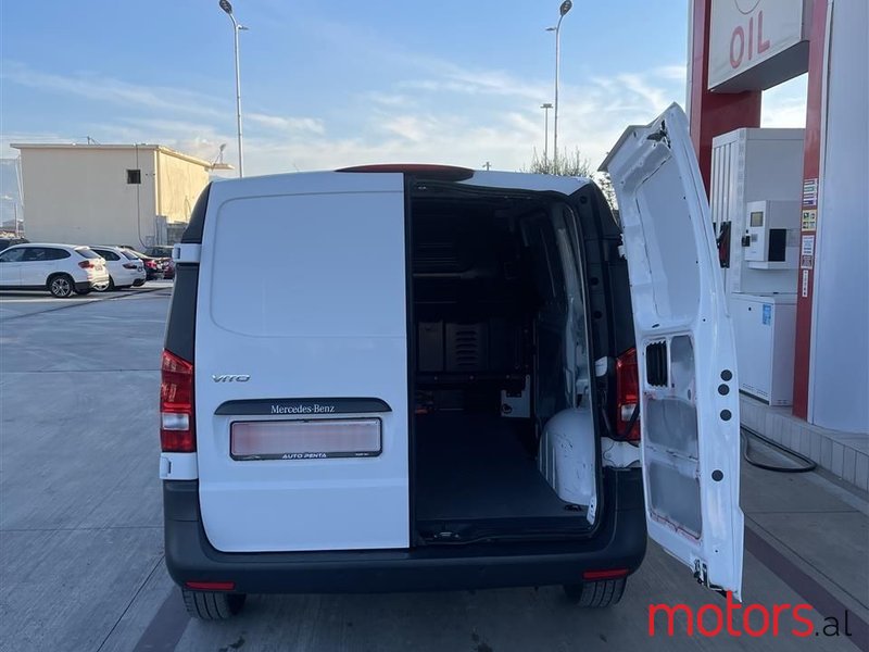 2018' Mercedes-Benz Vito photo #6