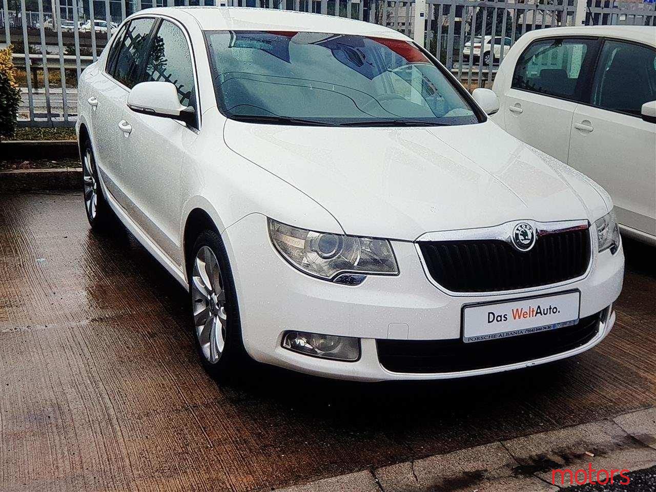 2012' Skoda Superb photo #3