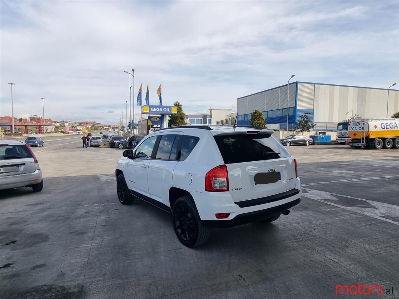 2013' Jeep Compass photo #3