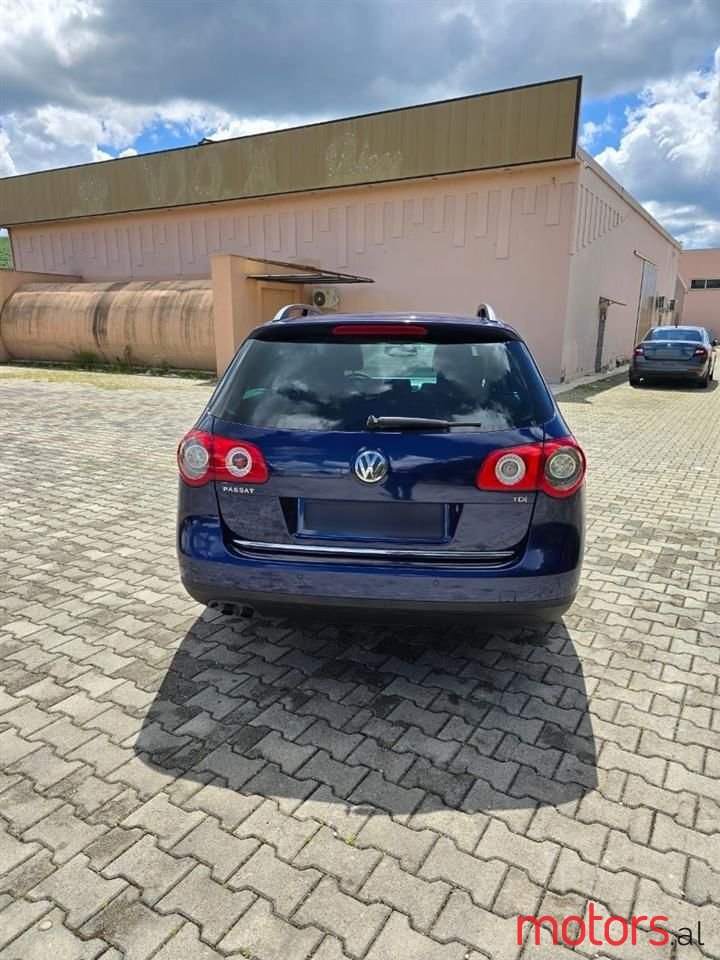 2006' Volkswagen Passat photo #3
