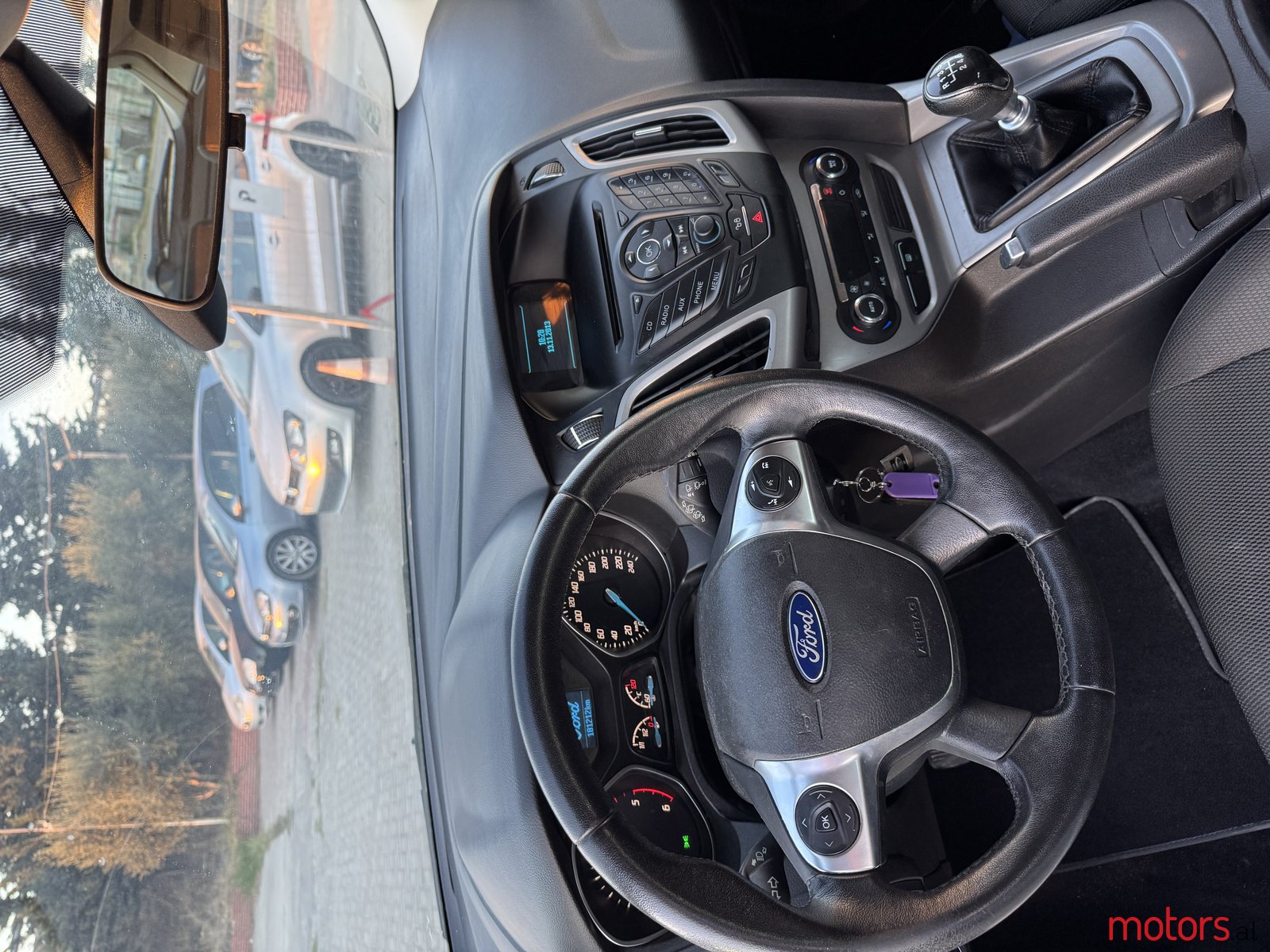 2014' Ford Focus photo #6