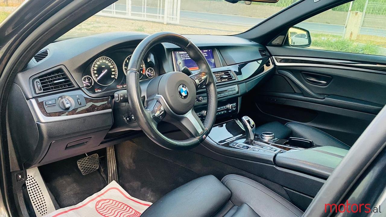 2014' BMW 5 Series photo #6