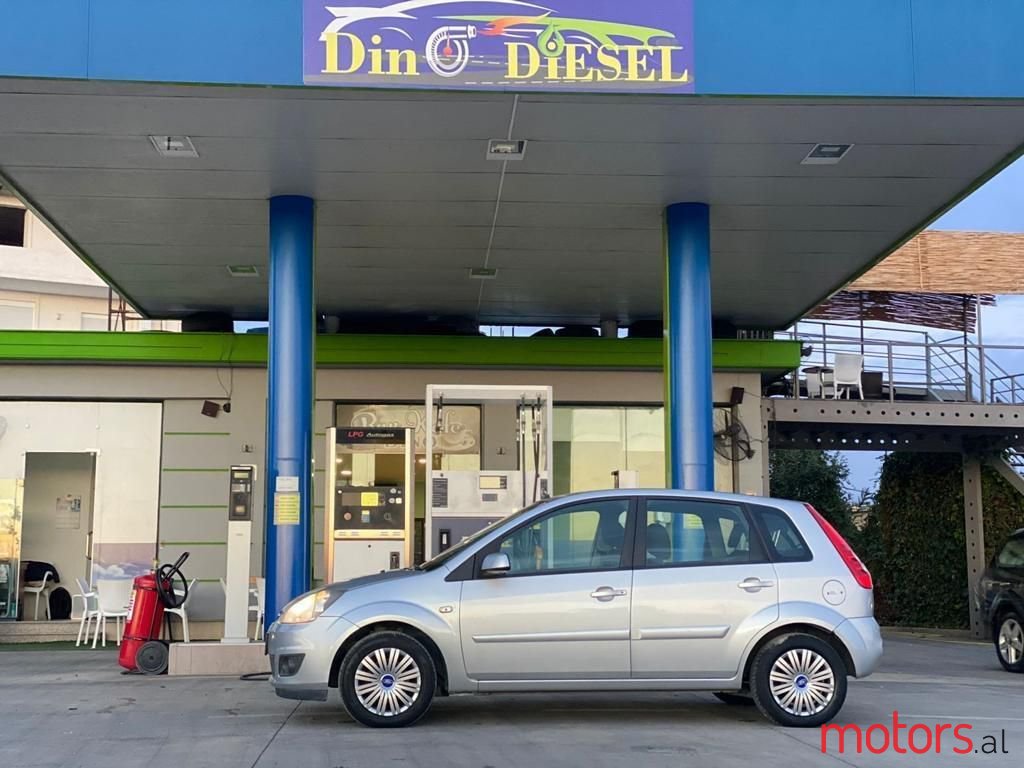 2008' Ford Fiesta photo #6