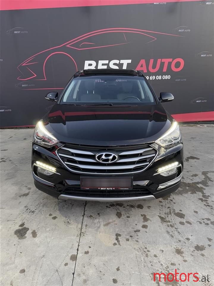 2015' Hyundai Santa Fe photo #6