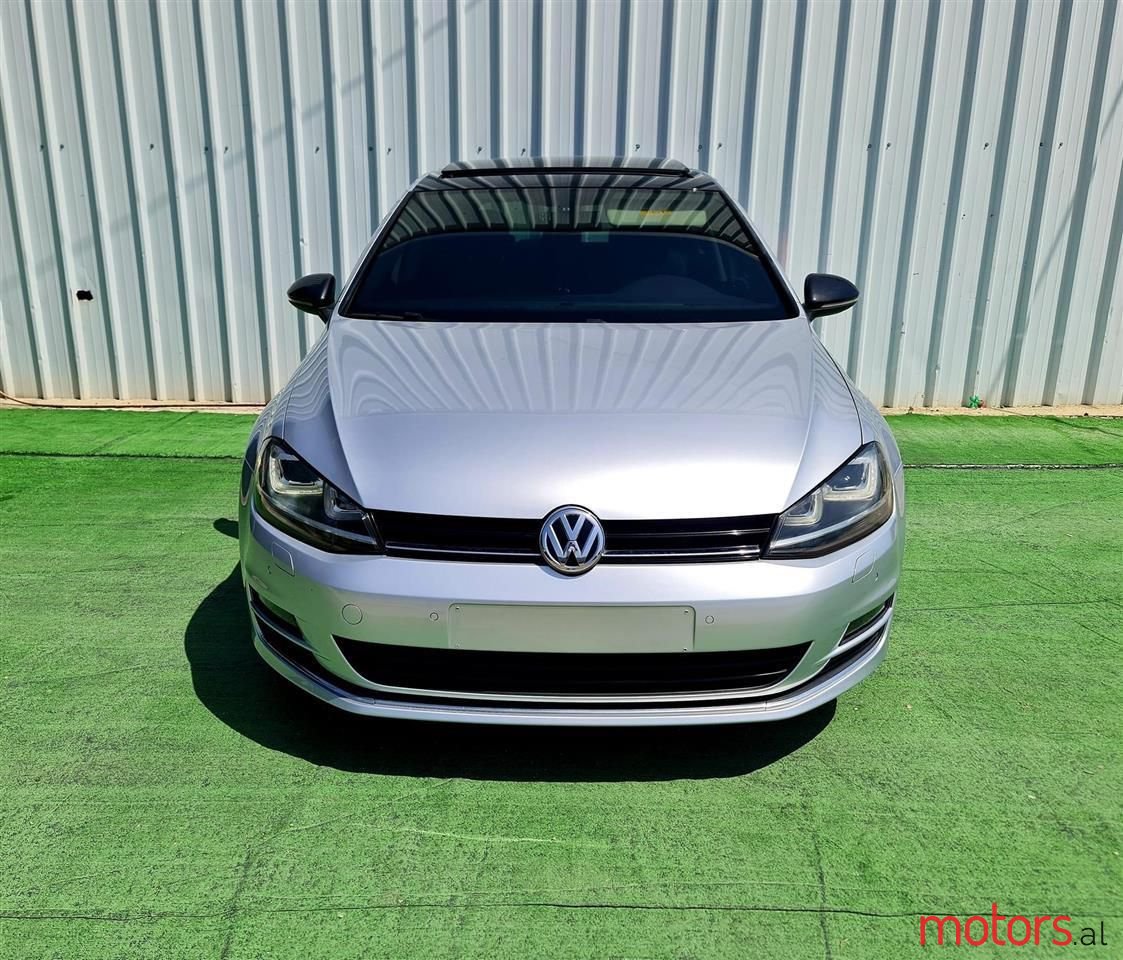 2013' Volkswagen Golf photo #1