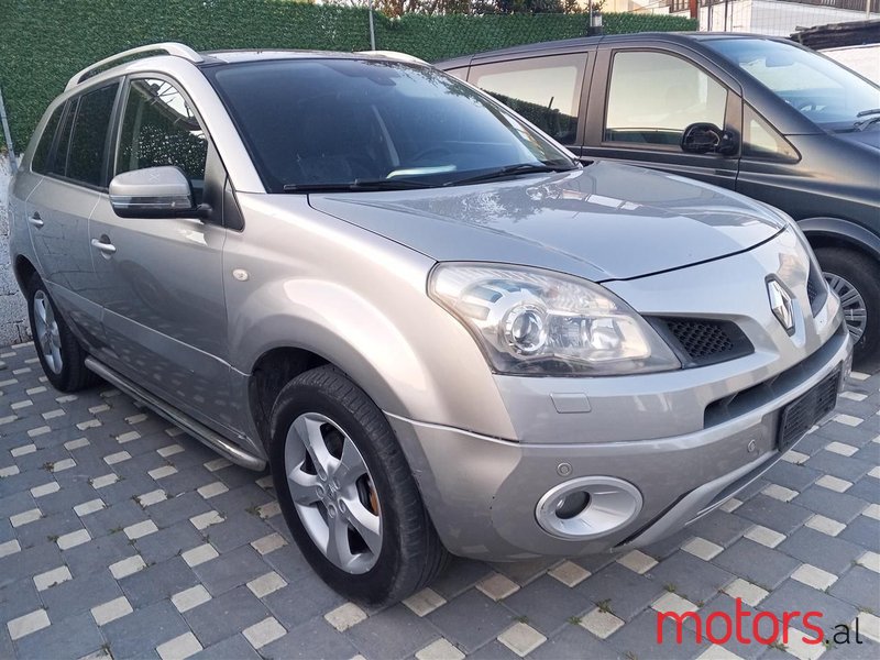 2010' Renault Koleos photo #1