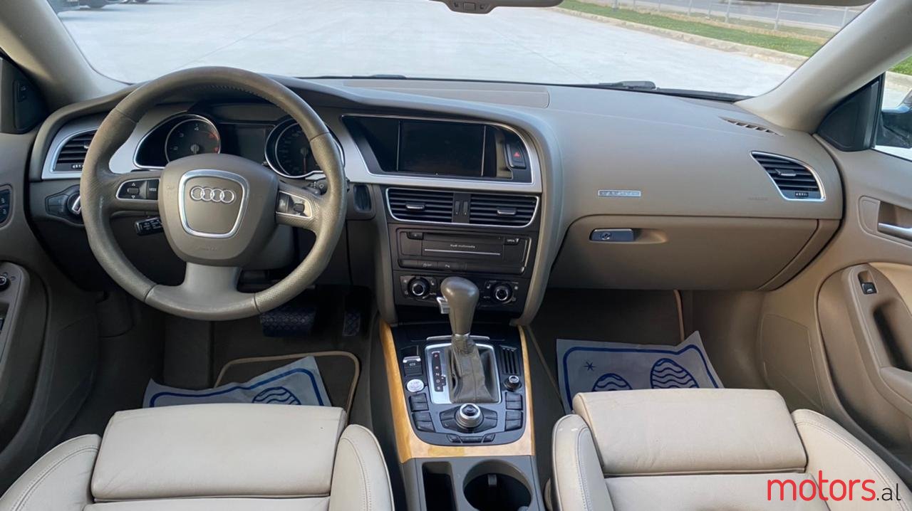 2011' Audi A5 photo #7