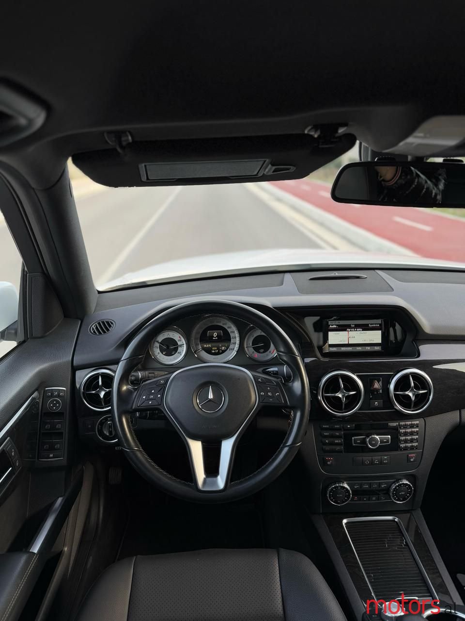 2014' Mercedes-Benz GLK 250 photo #4