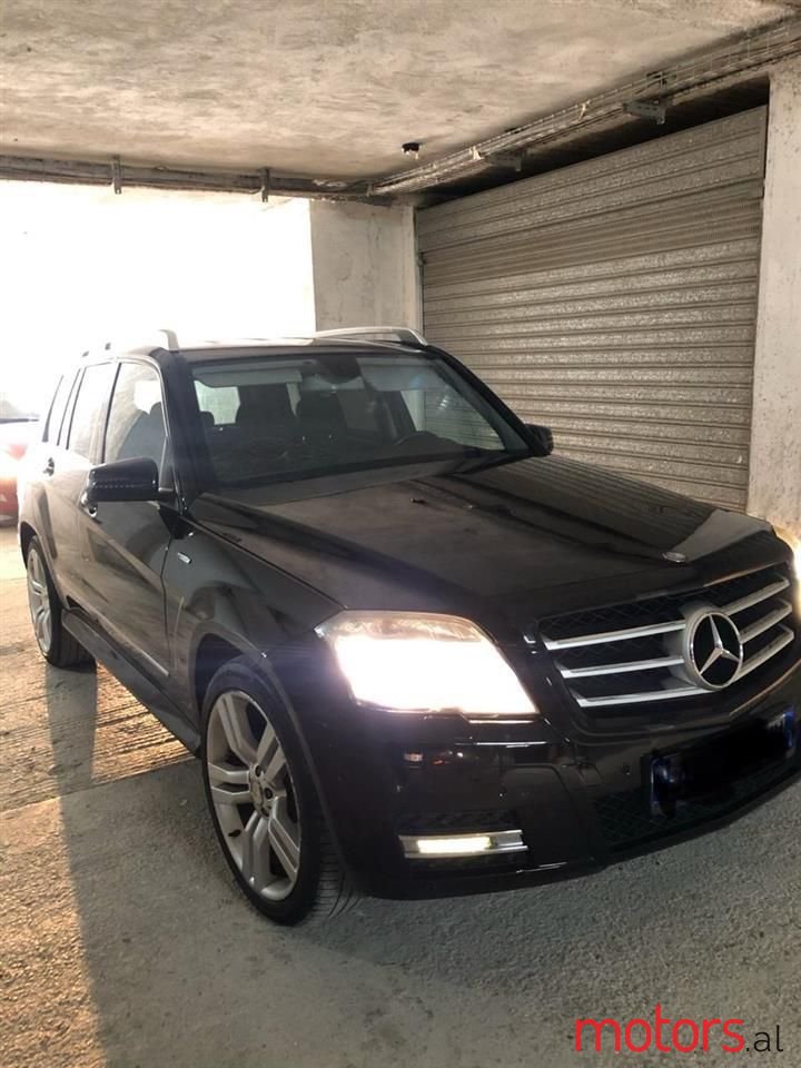 2011' Mercedes-Benz GLK 220 photo #6