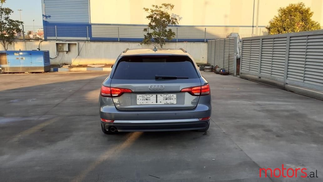 2017' Audi A4 photo #3