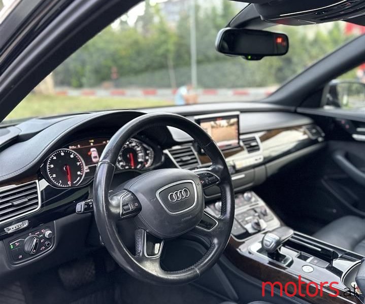 2015' Audi A8 photo #6