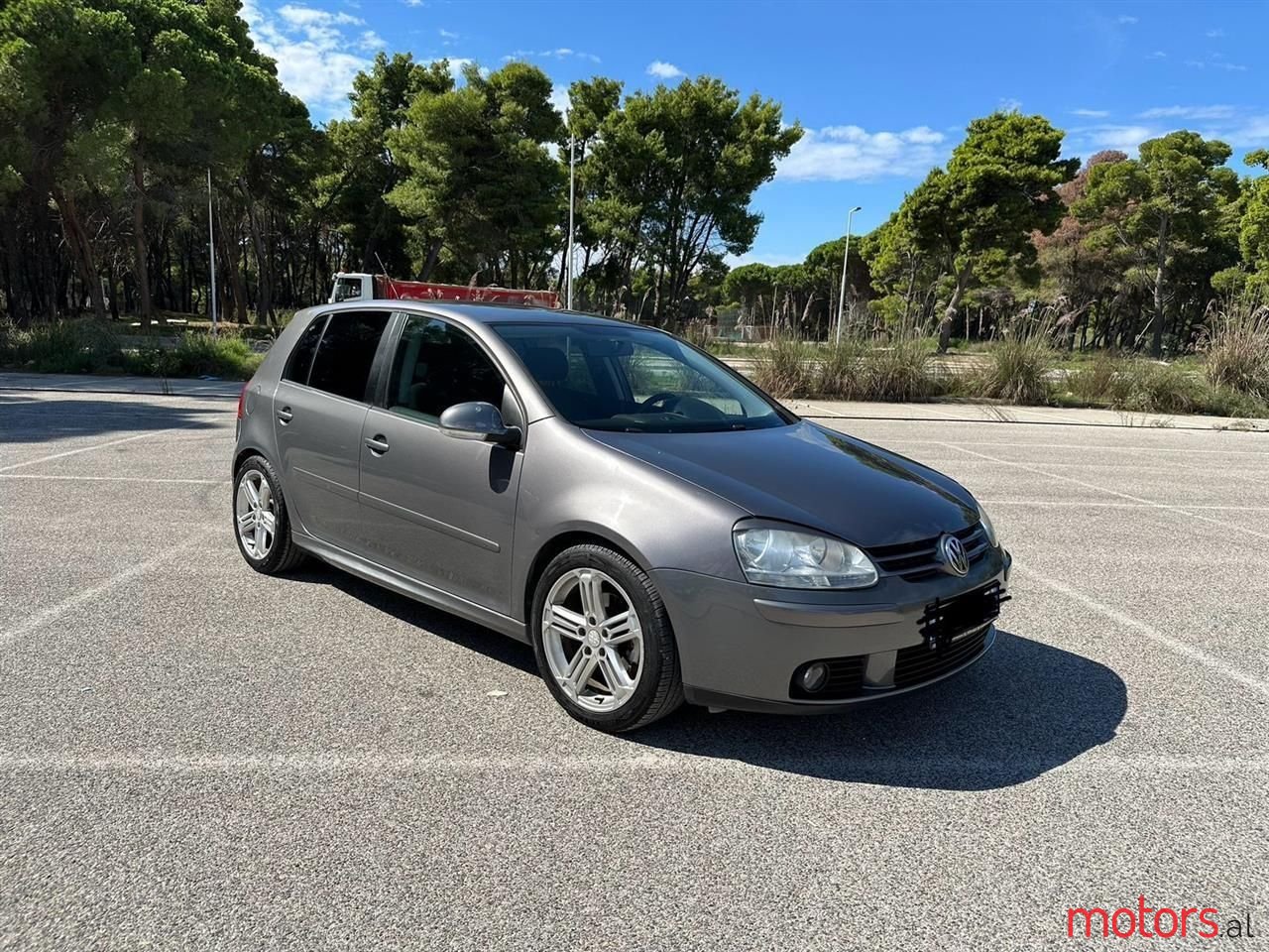 2006' Volkswagen Golf photo #5