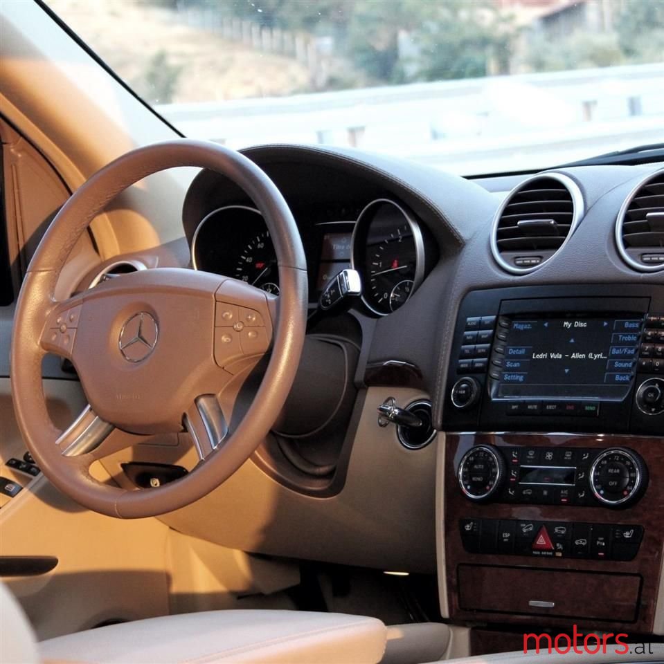 2007' Mercedes-Benz GL 320 photo #6