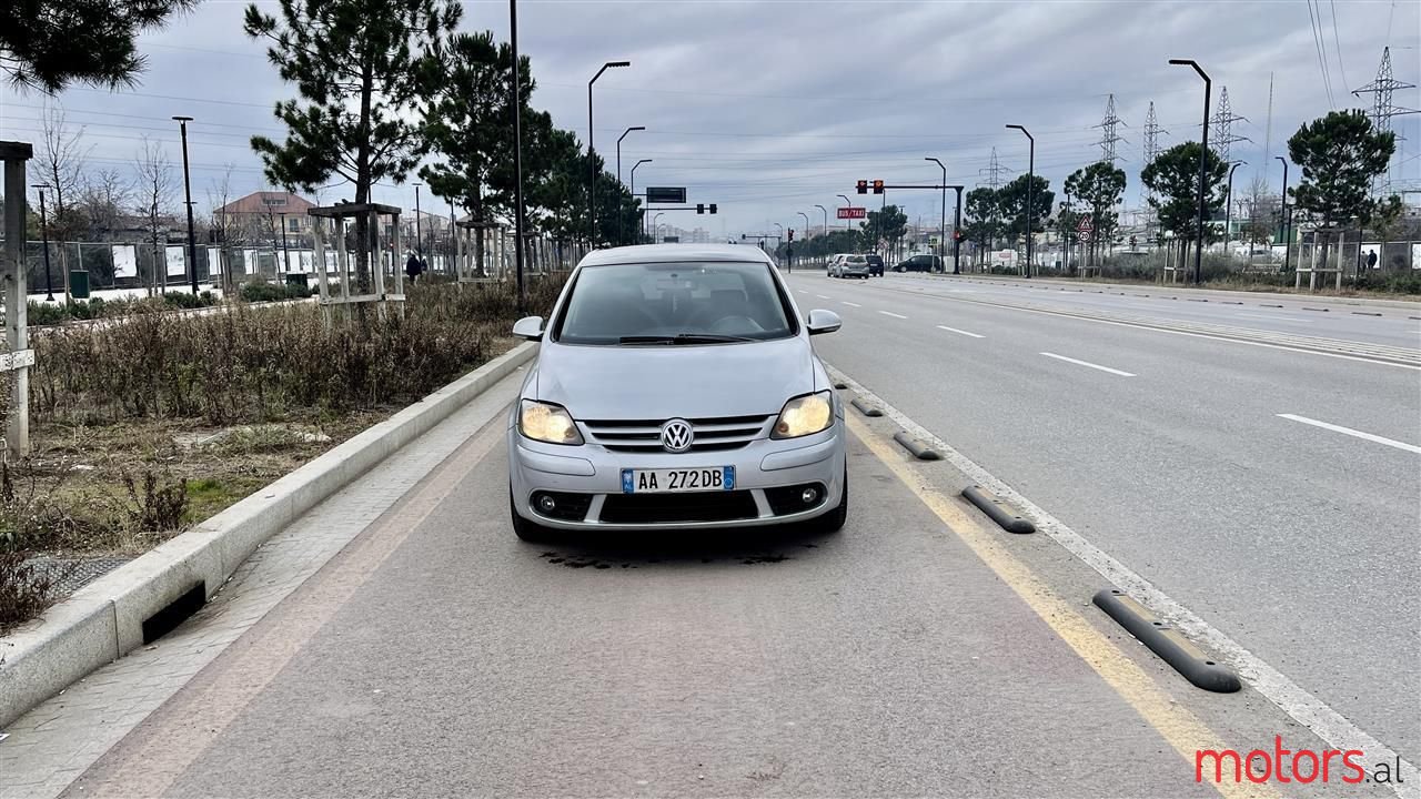 2007' Volkswagen Golf Plus photo #4