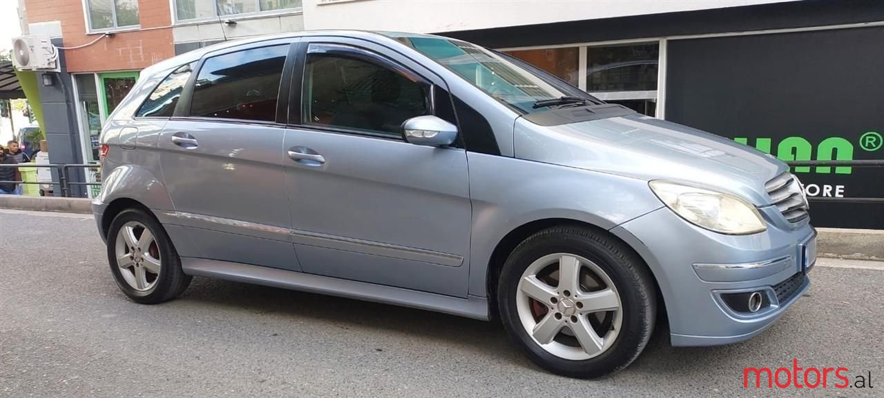 2007' Mercedes-Benz B 200 photo #1