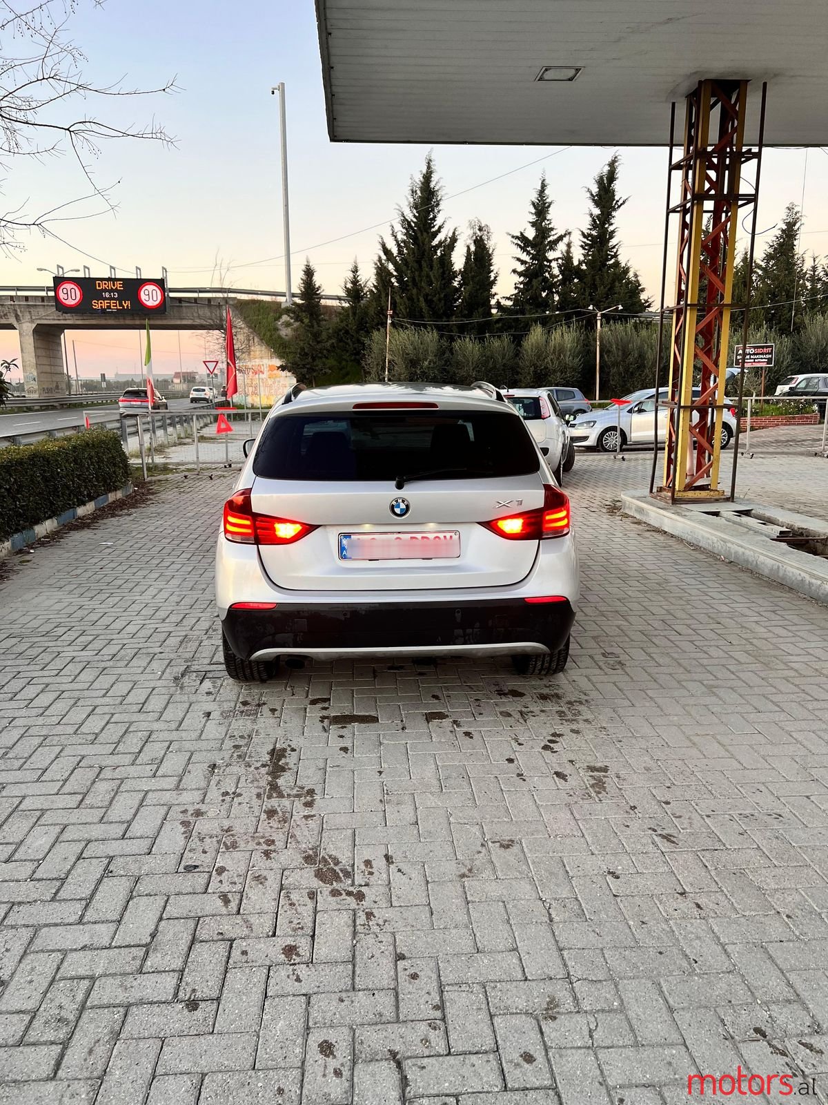 2011' BMW X1 photo #3