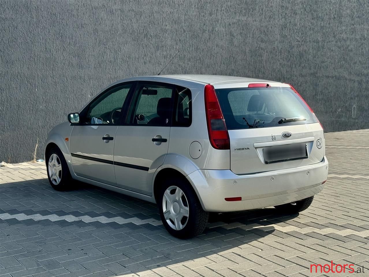 2005' Ford Fiesta photo #5