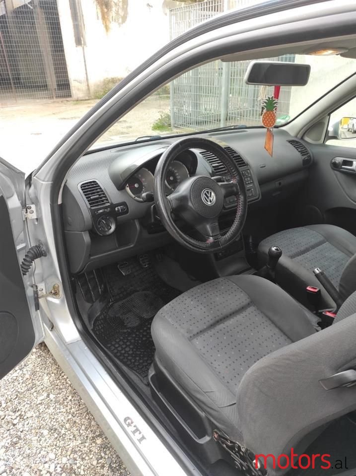 2000' Volkswagen Polo photo #2