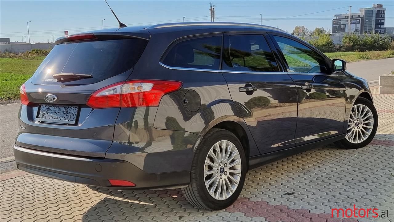 2012' Ford Focus photo #4