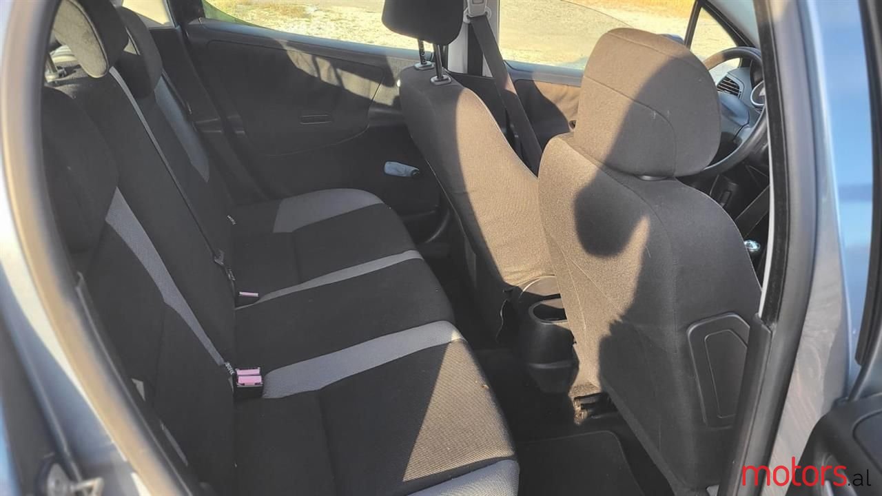 2007' Peugeot 207 photo #6