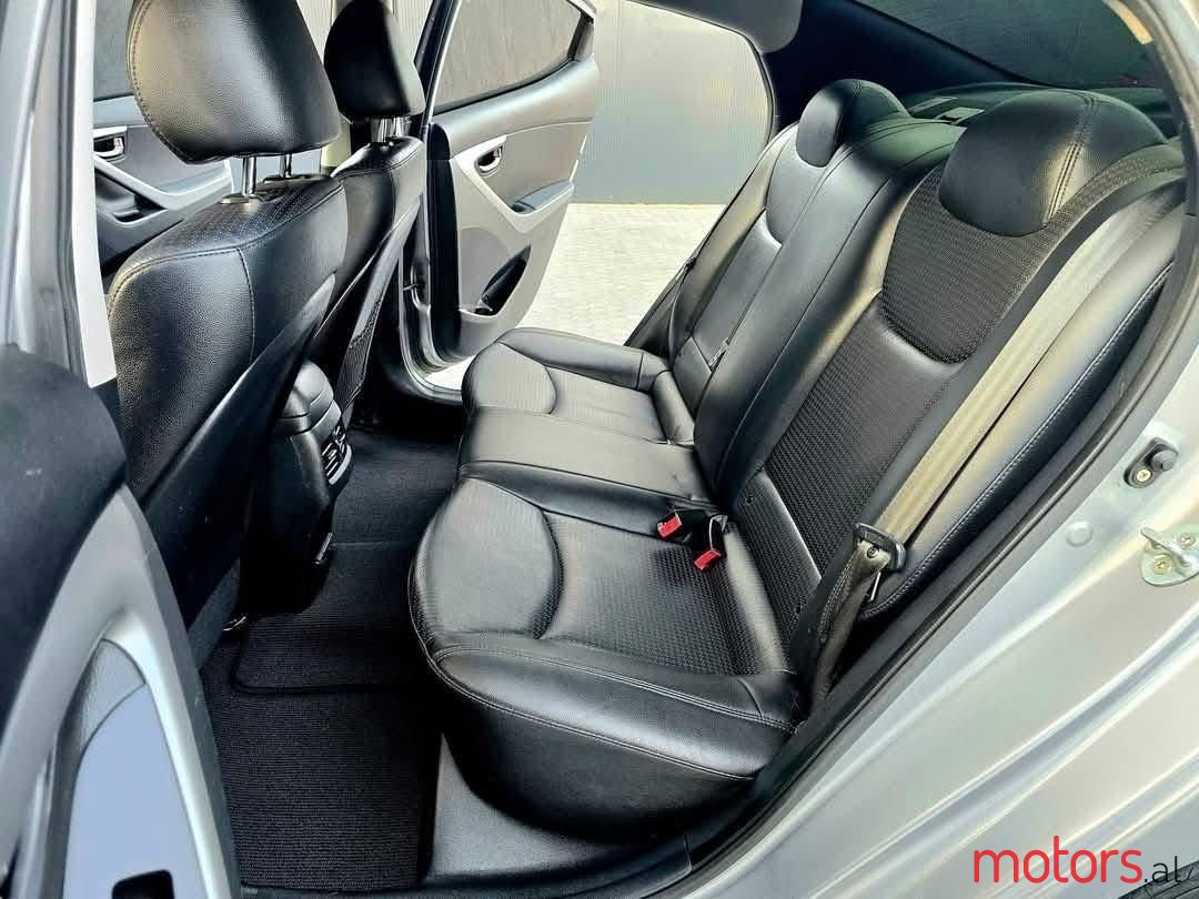 2013' Hyundai Avante photo #4