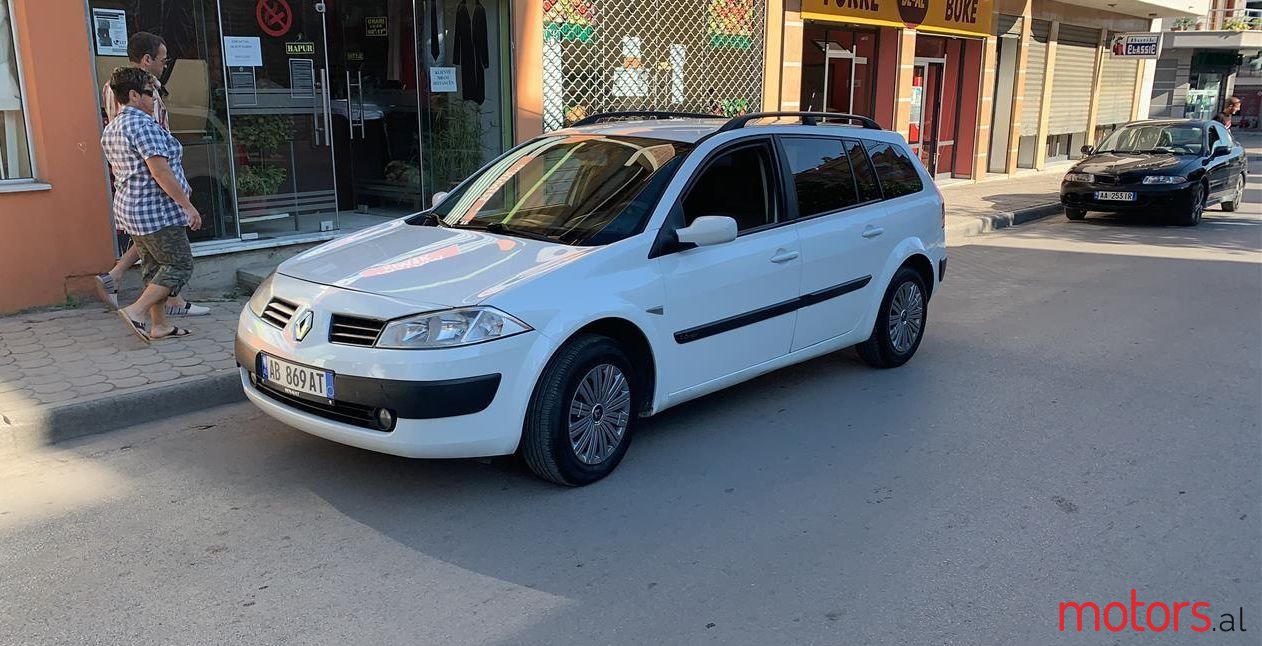 2005' Renault Megane photo #1