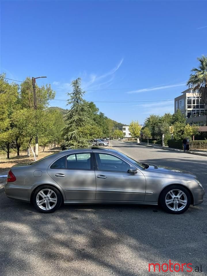 2006' Mercedes-Benz E 280 photo #6