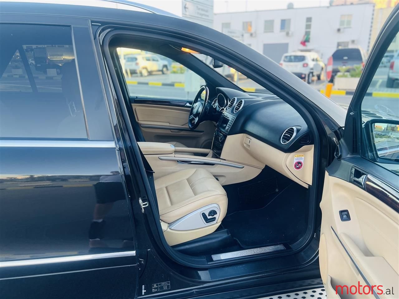 2010' Mercedes-Benz ML 350 photo #6