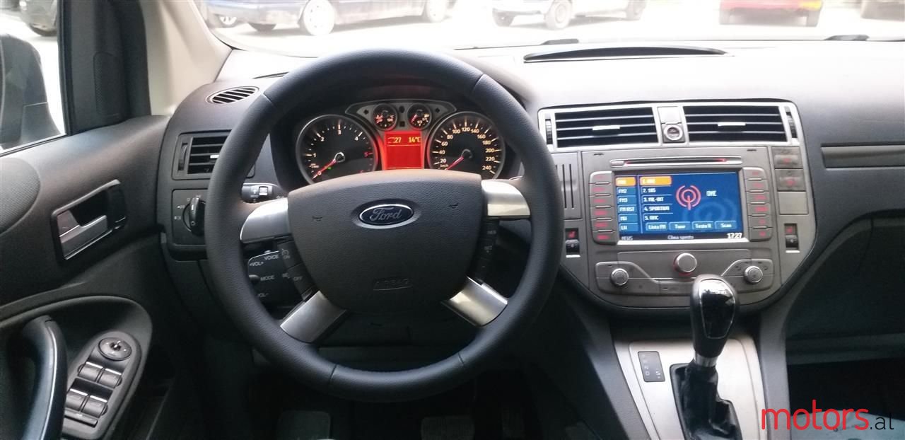 2011' Ford Kuga photo #6